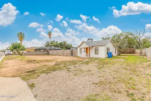 2230 N 27th Pl, Phoenix, AZ 85008 - Photo 4