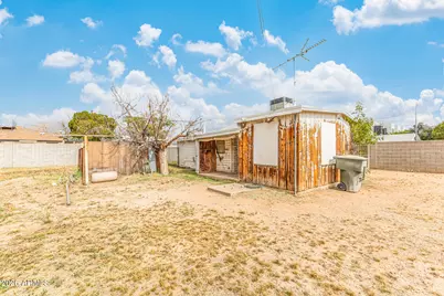 2230 N 27th Place, Phoenix, AZ 85008 - Photo 10