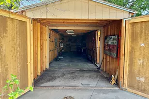 2317 W Aster Dr, Phoenix, AZ 85029 - Photo 18