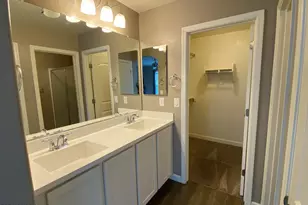 240 W Juniper Ave, Gilbert, AZ 85233 - Photo 16