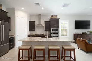 18236 N 66th Way, Phoenix, AZ 85054 - Photo 4