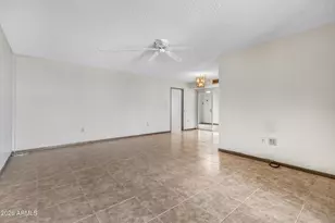 10737 W Santa Fe Dr, Sun City, AZ 85351 - Photo 4