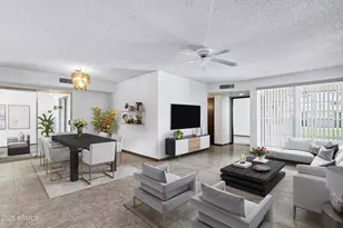 10737 W Santa Fe Dr, Sun City, AZ 85351 - Photo 2