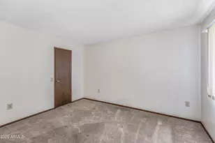 10737 W Santa Fe Dr, Sun City, AZ 85351 - Photo 14