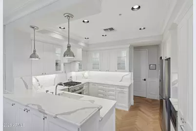 10260 E White Feather Lane #2016, Scottsdale, AZ 85262 - Photo 2