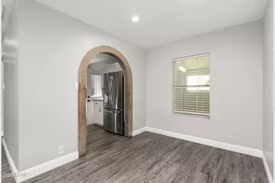 2046 N 27th Place, Phoenix, AZ 85008 - Photo 6