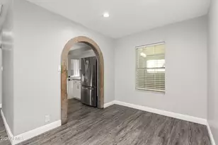 2046 N 27th Pl, Phoenix, AZ 85008 - Photo 6