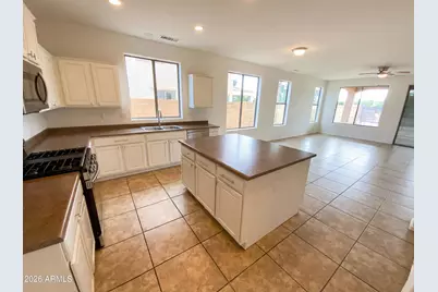 18133 W Golden Lane, Waddell, AZ 85355 - Photo 14