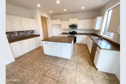 18133 W Golden Lane, Waddell, AZ 85355 - Photo 2