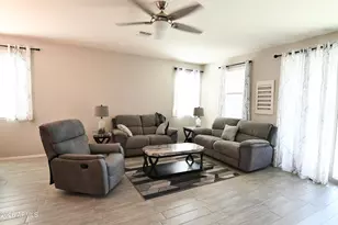 18397 W Ida Ln, Surprise, AZ 85387 - Photo 10