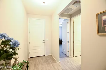 18397 W Ida Lane, Surprise, AZ 85387 - Photo 4