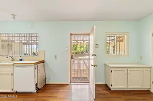 102 E Bethany Home Road Rd, Phoenix, AZ 85012 - Photo 12