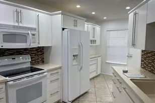 17036 N 107th Ave, Sun City, AZ 85373 - Photo 4