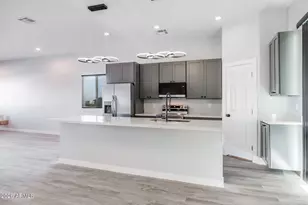 10153 W Wenden Dr, Arizona City, AZ 85123 - Photo 14