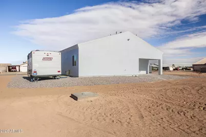 10153 W Wenden Drive, Arizona City, AZ 85123 - Photo 46