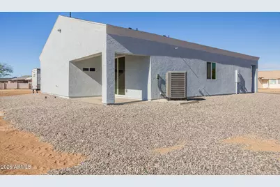 10153 W Wenden Drive, Arizona City, AZ 85123 - Photo 48