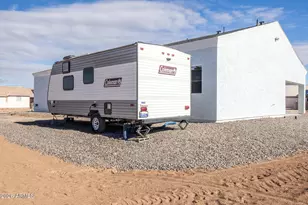 10153 W Wenden Dr, Arizona City, AZ 85123 - Photo 42