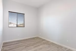 10153 W Wenden Dr, Arizona City, AZ 85123 - Photo 36