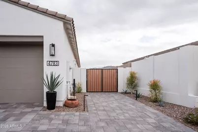 4783 W Flat Iron Court, San Tan Valley, AZ 85144 - Photo 4