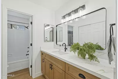 1600 W Loughlin Drive, Chandler, AZ 85224 - Photo 18