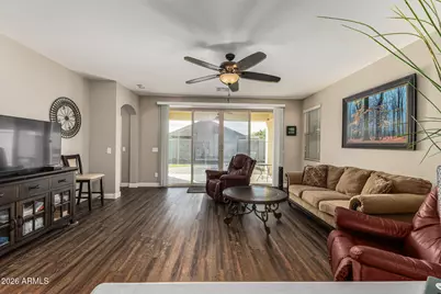 745 W Silver Reef Drive, Casa Grande, AZ 85122 - Photo 2