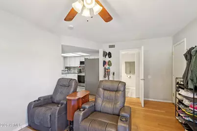 4905 W Gelding Drive, Glendale, AZ 85306 - Photo 14