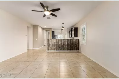 22404 W Moonlight Path, Buckeye, AZ 85326 - Photo 10