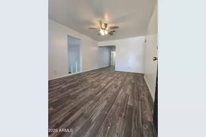 5032 S 35th Drive, Phoenix, AZ 85041 - Photo 2