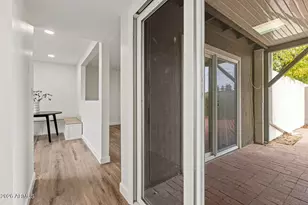 2021 E Tierra Buena Ln, Phoenix, AZ 85022 - Photo 4