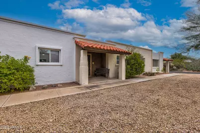 2021 E Tierra Buena Lane #8, Phoenix, AZ 85022 - Photo 2