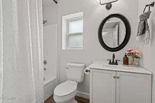 2021 E Tierra Buena Ln, Phoenix, AZ 85022 - Photo 16