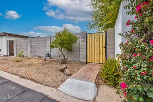 2021 E Tierra Buena Ln, Phoenix, AZ 85022 - Photo 20