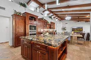 12234 S Yaki Ct, Phoenix, AZ 85044 - Photo 1