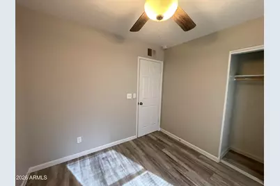 2128 W Hartford Avenue, Phoenix, AZ 85023 - Photo 16