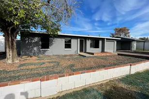 2128 W Hartford Ave, Phoenix, AZ 85023 - Photo 1