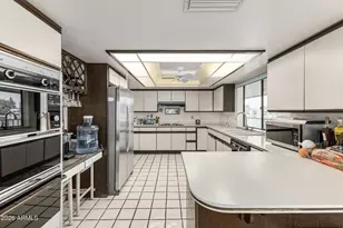 5445 S Lighthouse Ln, Tempe, AZ 85283 - Photo 12