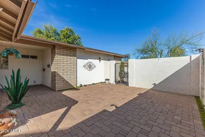 2451 W Knowles Avenue, Mesa, AZ 85202 - Photo 4