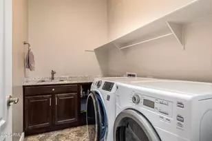 2052 S Navajo Ct, Chandler, AZ 85286 - Photo 38