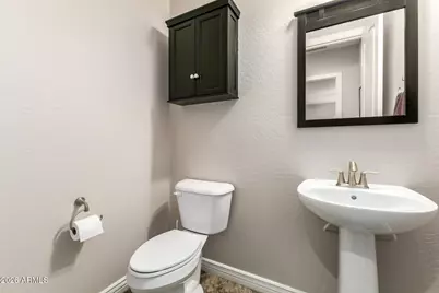 2052 S Navajo Court, Chandler, AZ 85286 - Photo 8