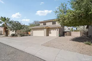 15948 W Mauna Loa Ln, Surprise, AZ 85379 - Photo 2