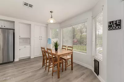 285 W Goldfinch Way, Chandler, AZ 85286 - Photo 6