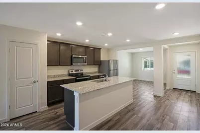 1130 W West Virginia Avenue, Florence, AZ 85132 - Photo 2