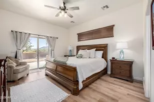 1415 W Lavitt Ln, Phoenix, AZ 85086 - Photo 16