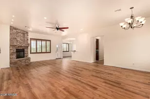 1415 W Lavitt Ln, Phoenix, AZ 85086 - Photo 36