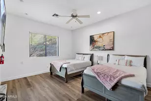 8812 E Palm Ln, Mesa, AZ 85207 - Photo 40