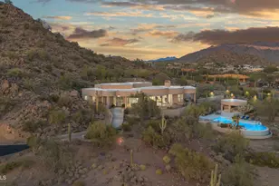 8812 E Palm Ln, Mesa, AZ 85207 - Photo 6