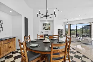 8812 E Palm Ln, Mesa, AZ 85207 - Photo 30