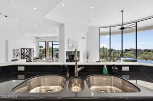 8812 E Palm Ln, Mesa, AZ 85207 - Photo 26