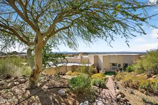 8812 E Palm Ln, Mesa, AZ 85207 - Photo 76