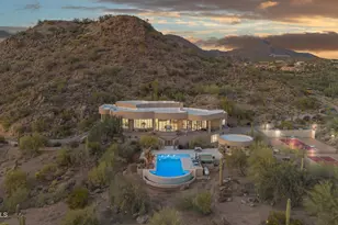 8812 E Palm Ln, Mesa, AZ 85207 - Photo 4